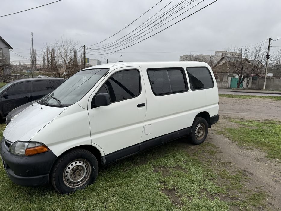 ToyotaHiace 2,5 1999р