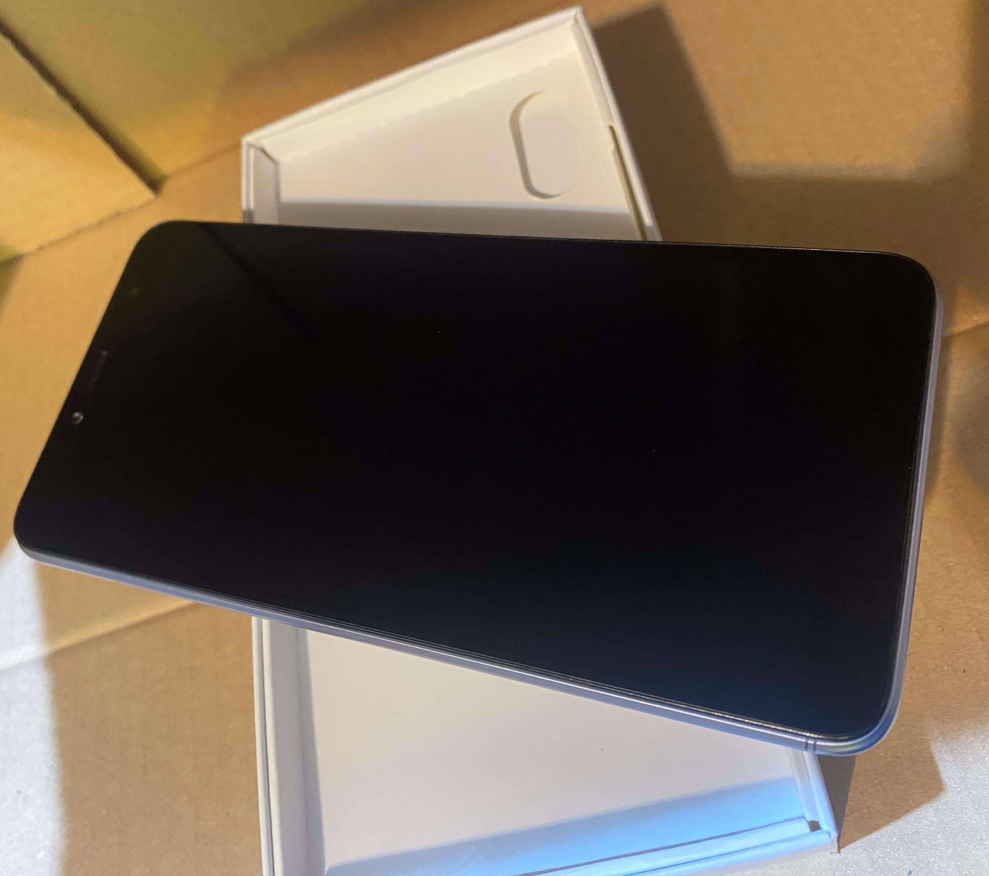 Смартфон Xiaomi Redmi S2 3/32GB Grey в дуже гарному стані