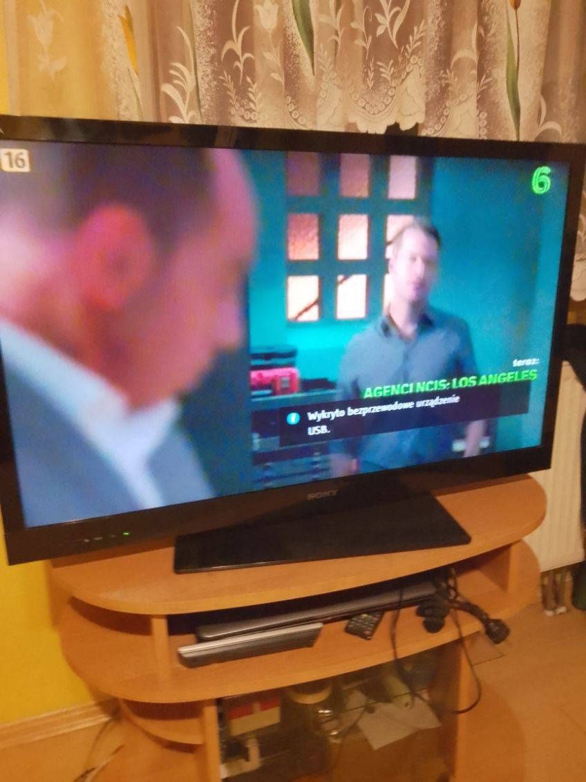 Tv LED 40 cali 3D Sony KDL-40EX720
