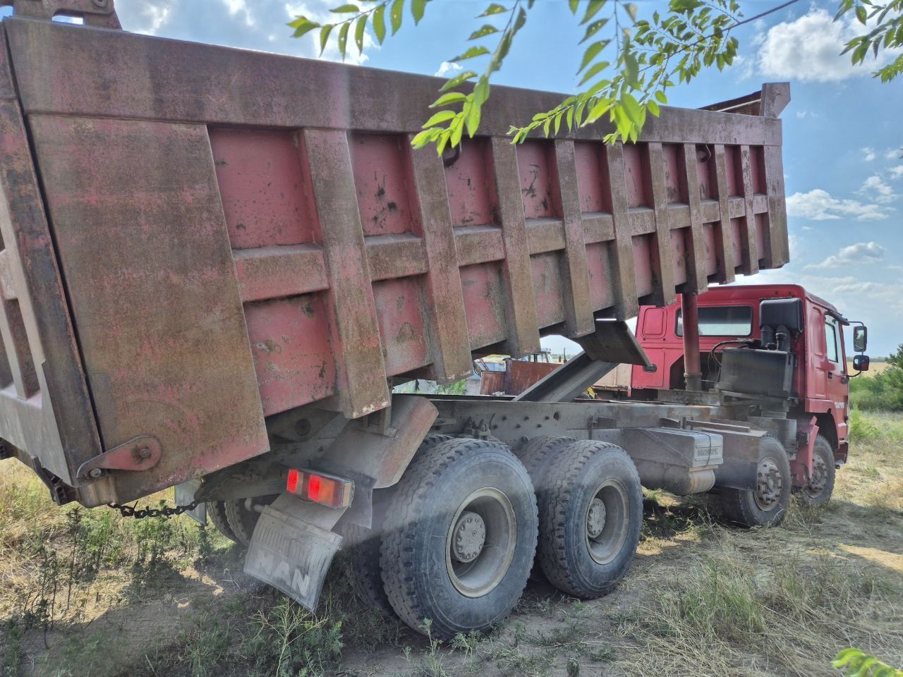 Продам самосвал HOWO ZZ3407-S2867