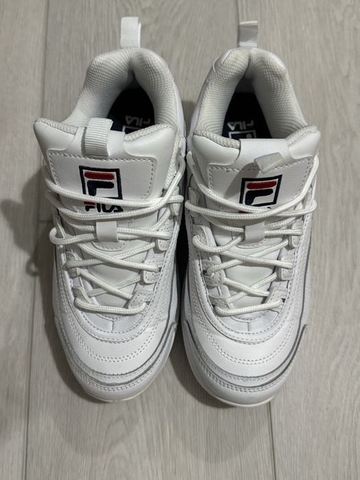 Кросівки FILA, майже нові