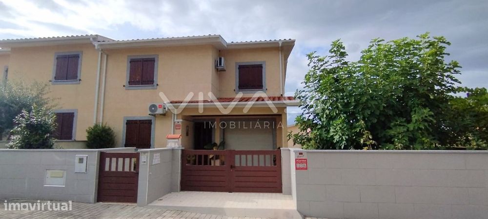 Moradia T4 Arrendamento em Fiscal,Amares