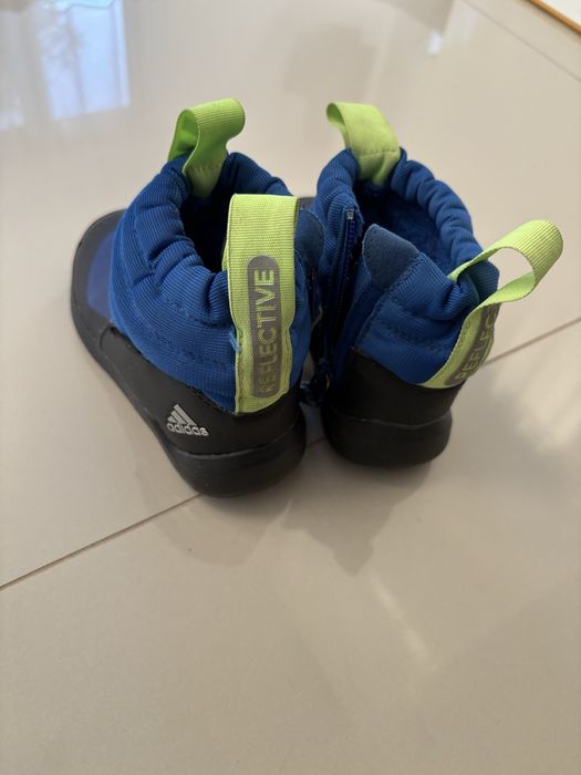 Buty zimowe Adidas rozmiar 25