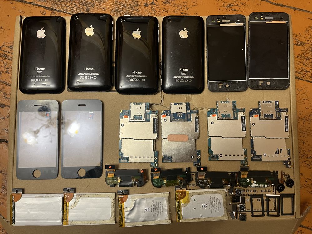 Розбір iphone 3/3gs