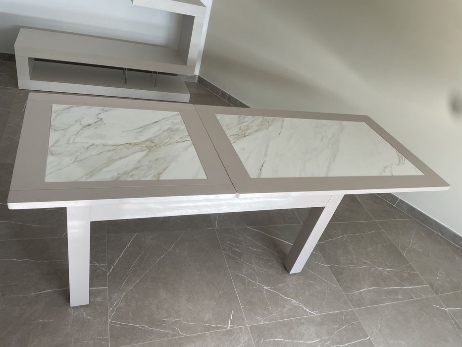 Mesa extensivel elegante e com design moderno