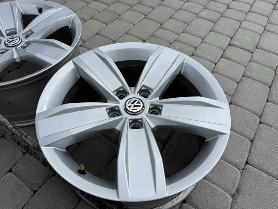 Диски VW R17 5x112 7J ET40 Passat B7 B8 Tayron Tiguan Magotan Q3 Skoda