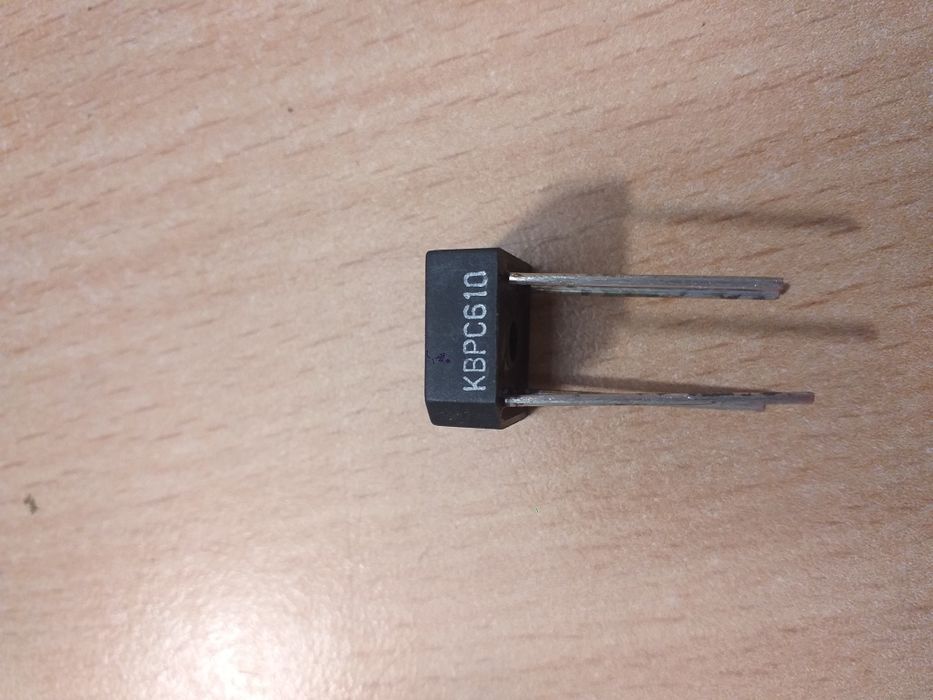 Mostek prostowniczy 6A 1000W. 50 sztuk.