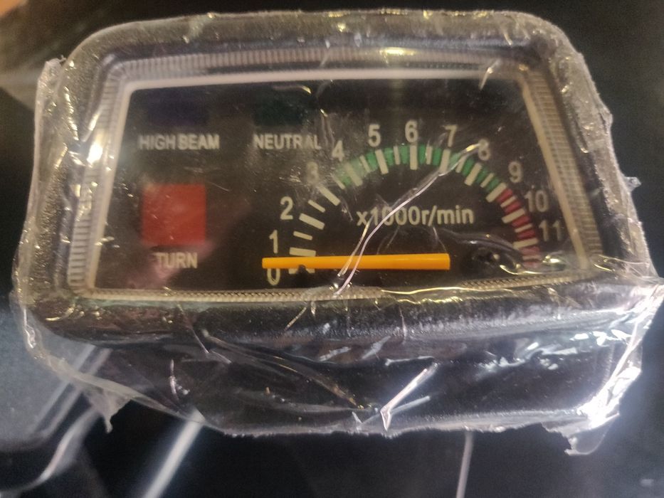 Vendo conta quilómetros e conta rotações Yamaha dtr DT XT/ manómetros