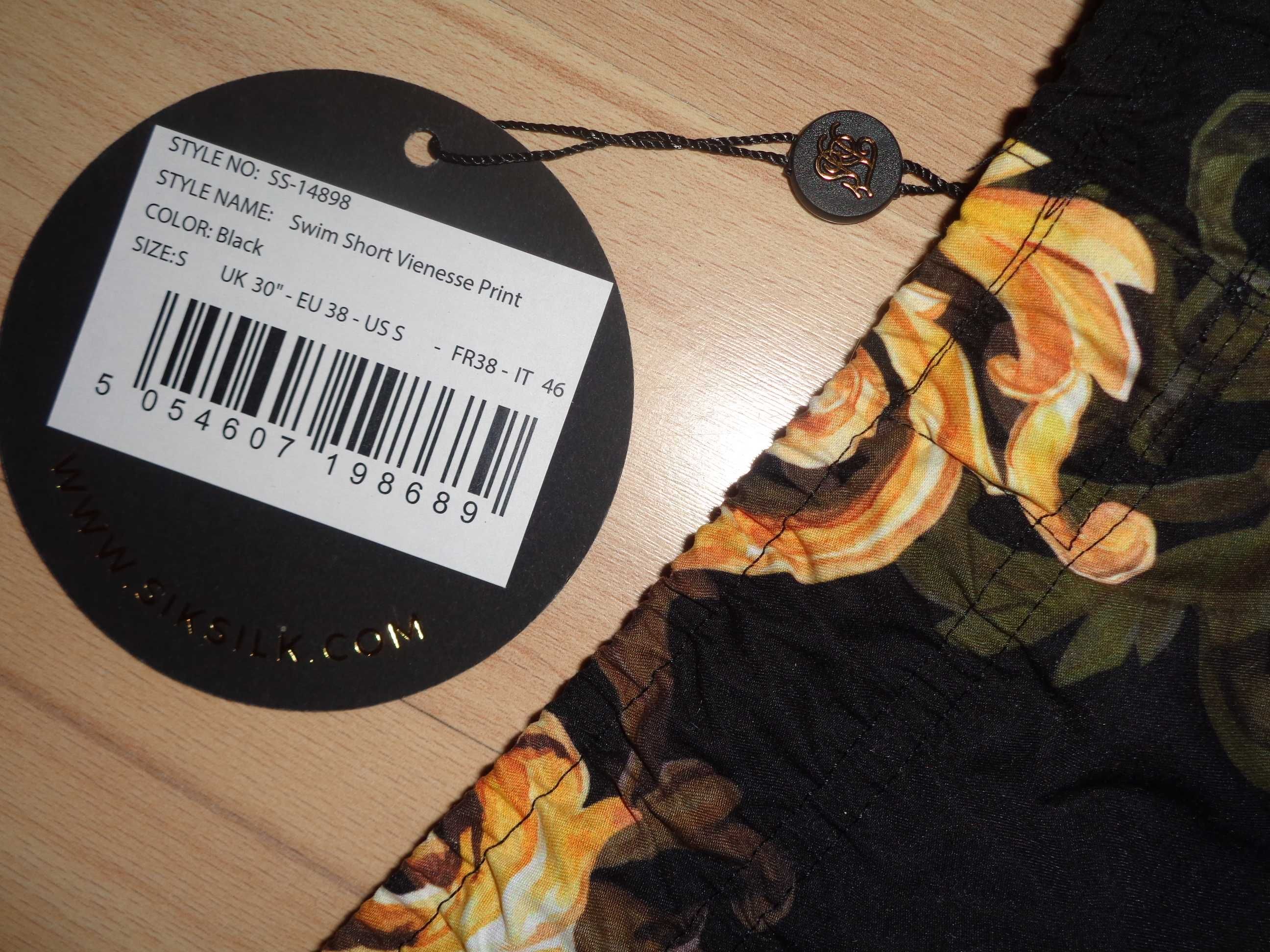 SIKSILK krótkie spodenki kąpielowe kąpielówki barokowy wzór versace  S