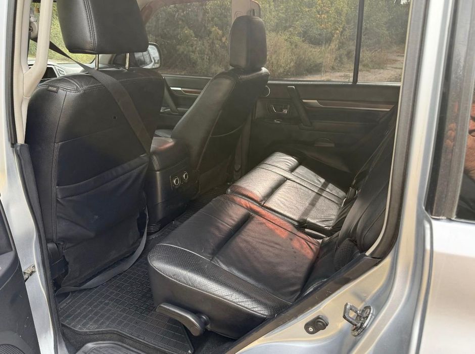 Mitsubishi Pajero Wagon