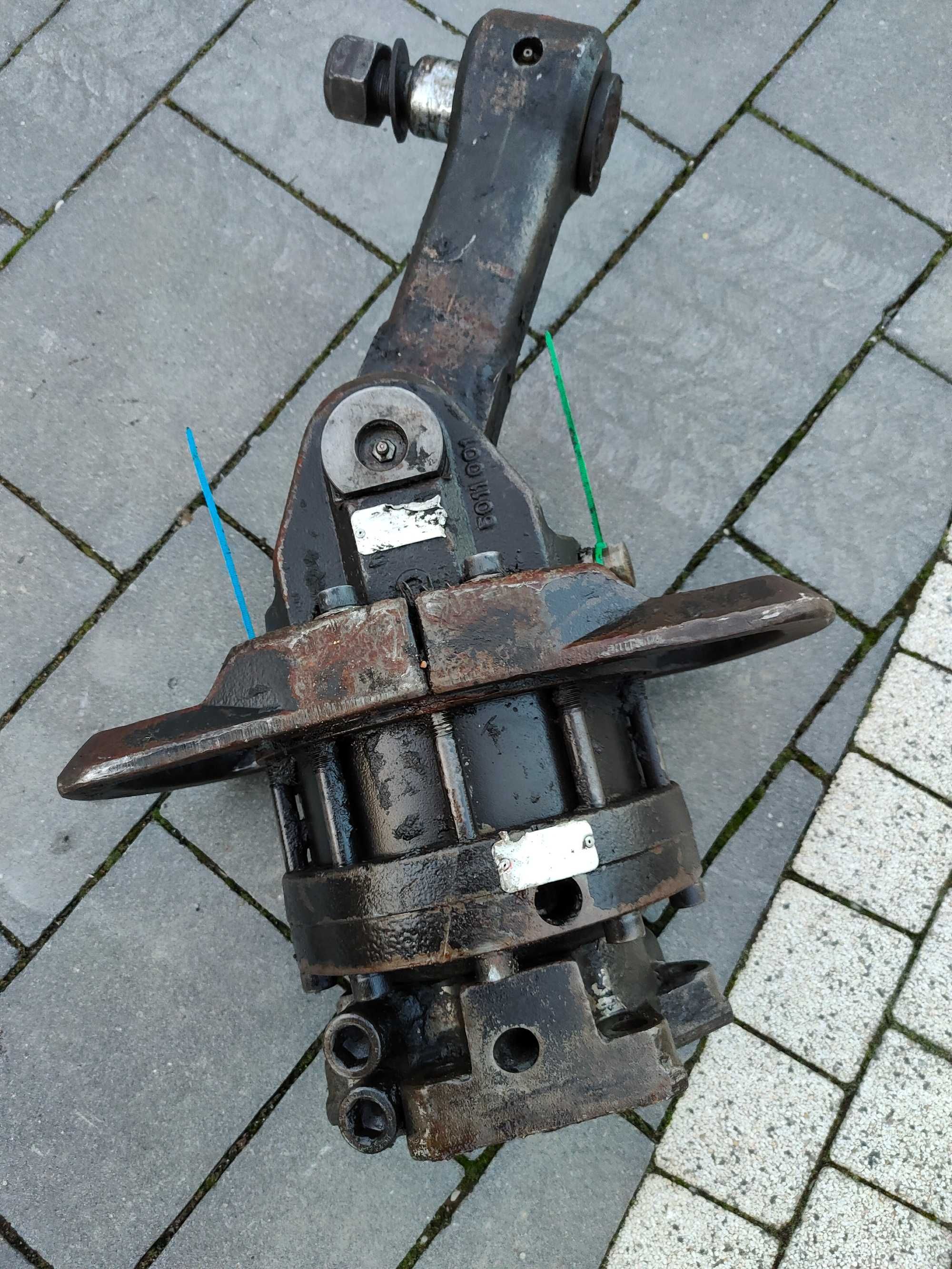 Rotator indexator do chwytaka