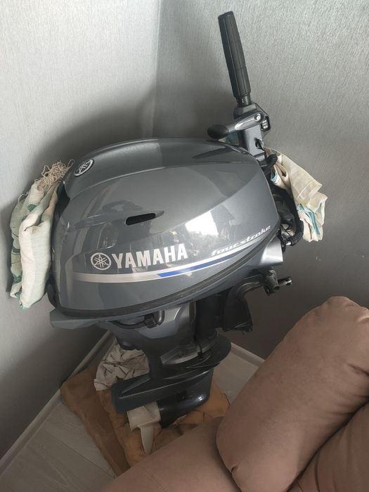 Човновий мотор Yamaha 25