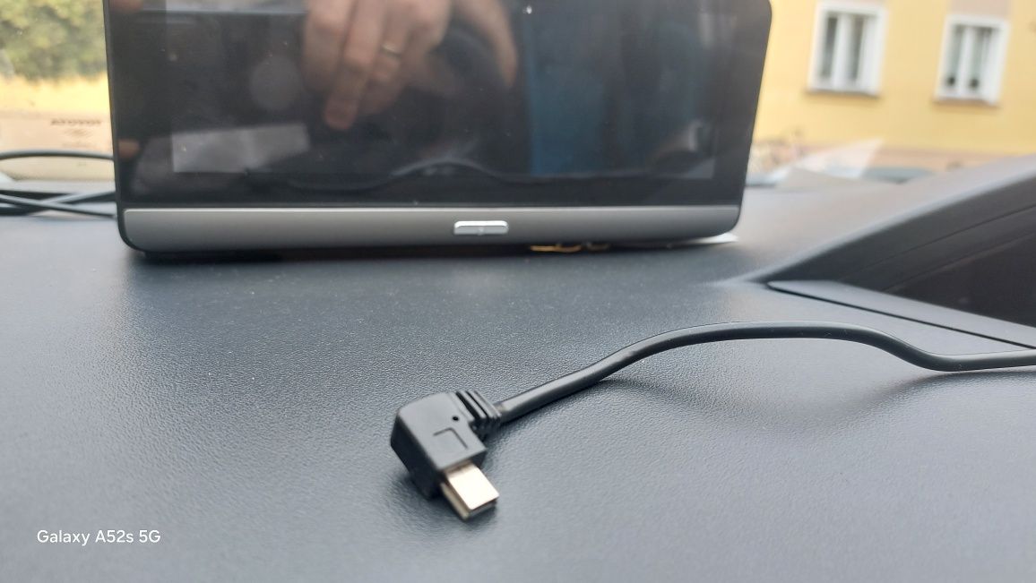 Ładowarka samochodowa z gniazdka zapalniczki do złącze mini USB kątowe