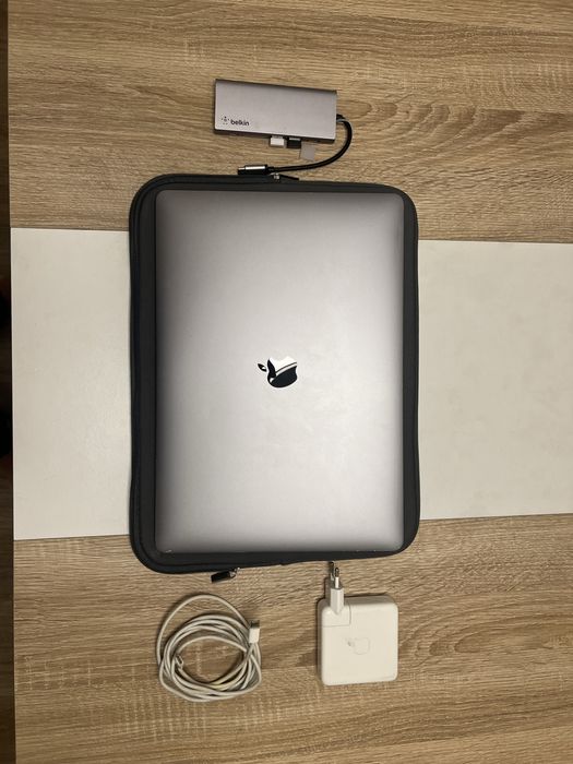 Macbook pro touchbar