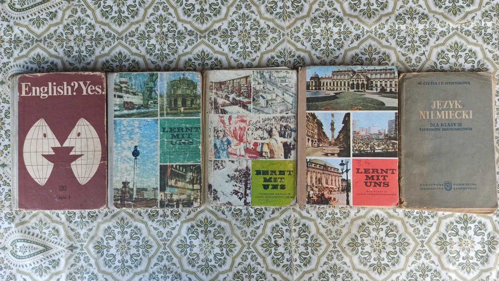 Stare podręczniki szkolne, do nauki oraz lektury szkolne, lata 50-80
