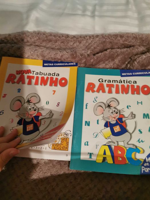 Livros escolares 3º e 4º ano é só solicitarem são usados