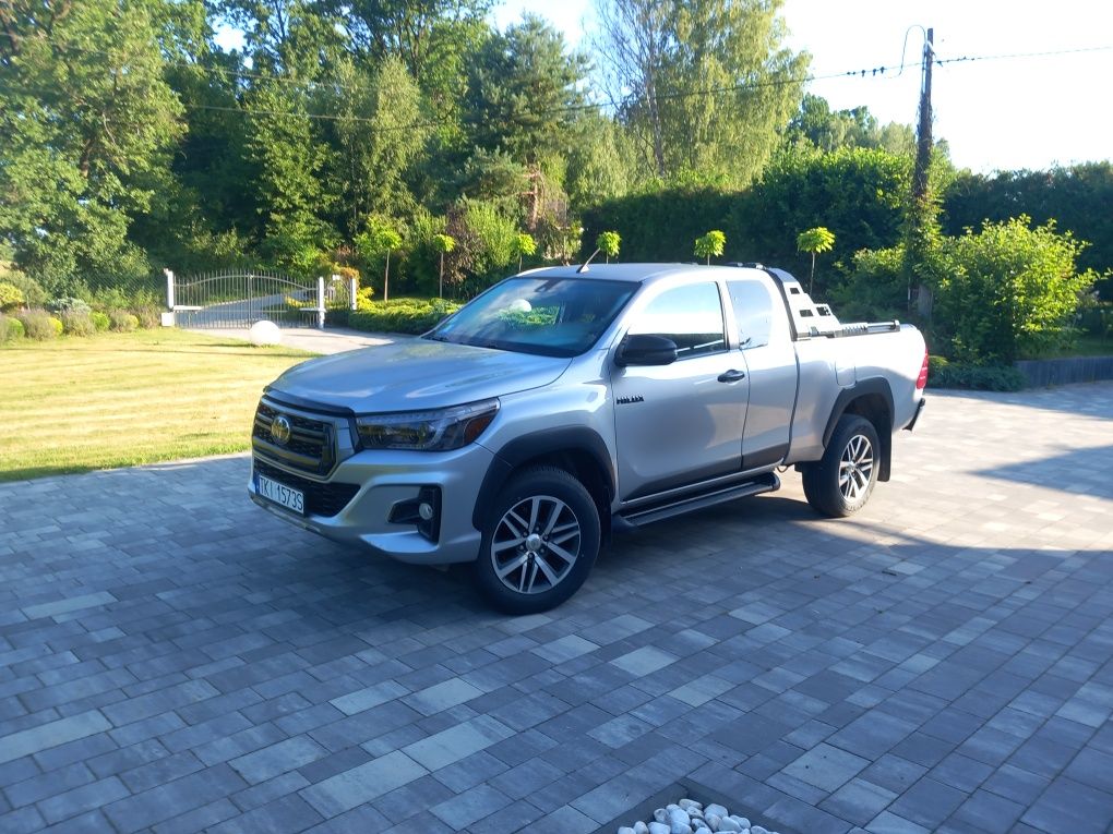 Tojota Hilux 2020r