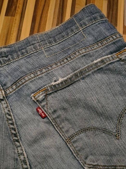 Dżinsy Levi's 519 Slim