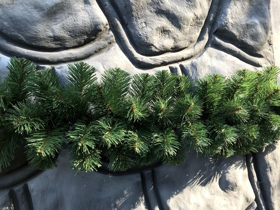 Гірлянда новорічна хвойна,гірлянда лита