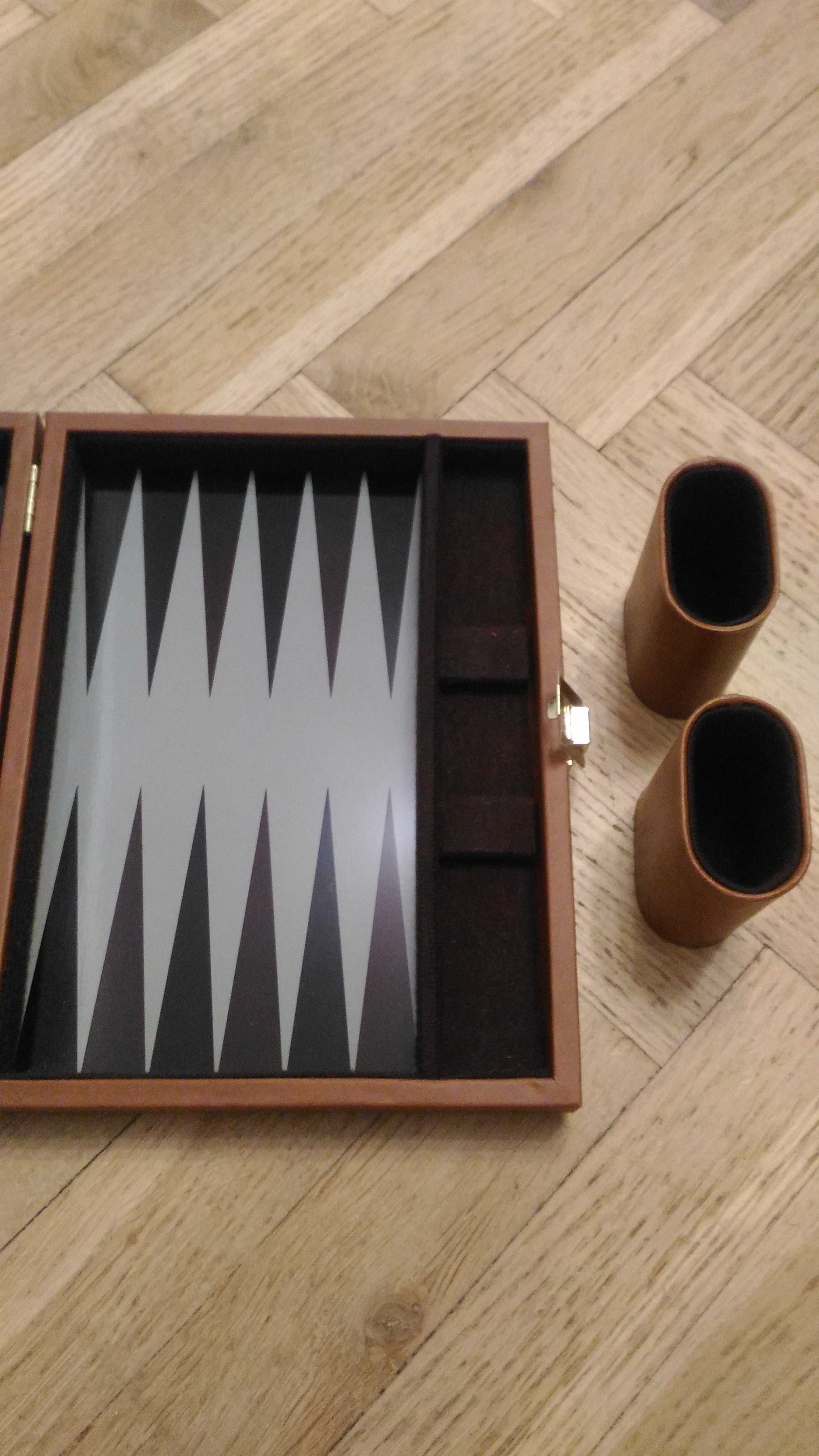 Gra Backgammon Tryktrak elegancka stylowa walizka prezent