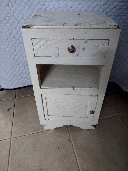 Mesa cabeceira vintage para restauro