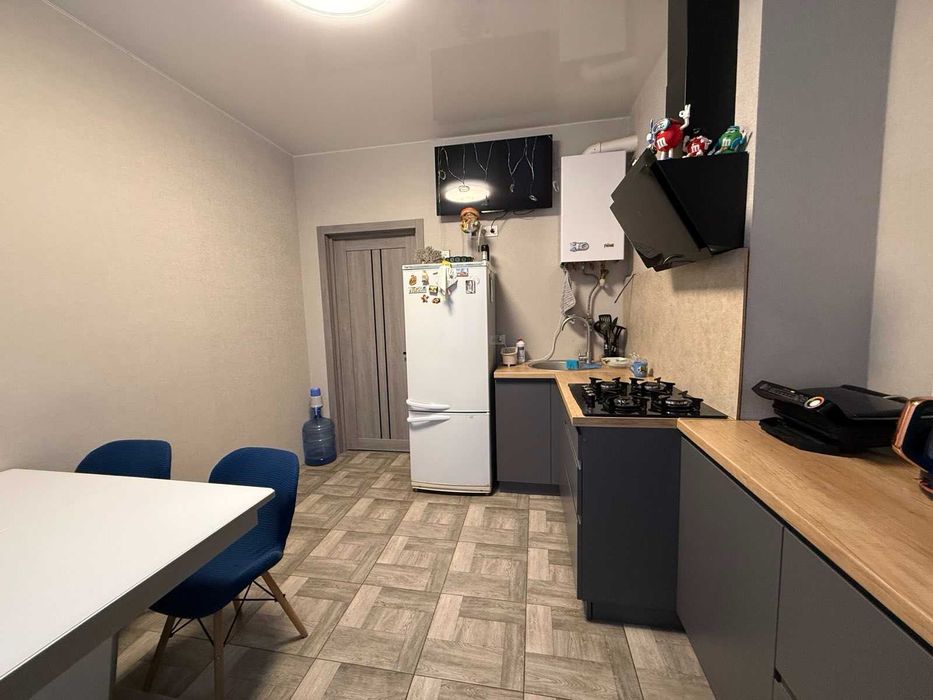 Святопетрівське 2 кім квартира з меблі техніка Сертифікат розглянемо