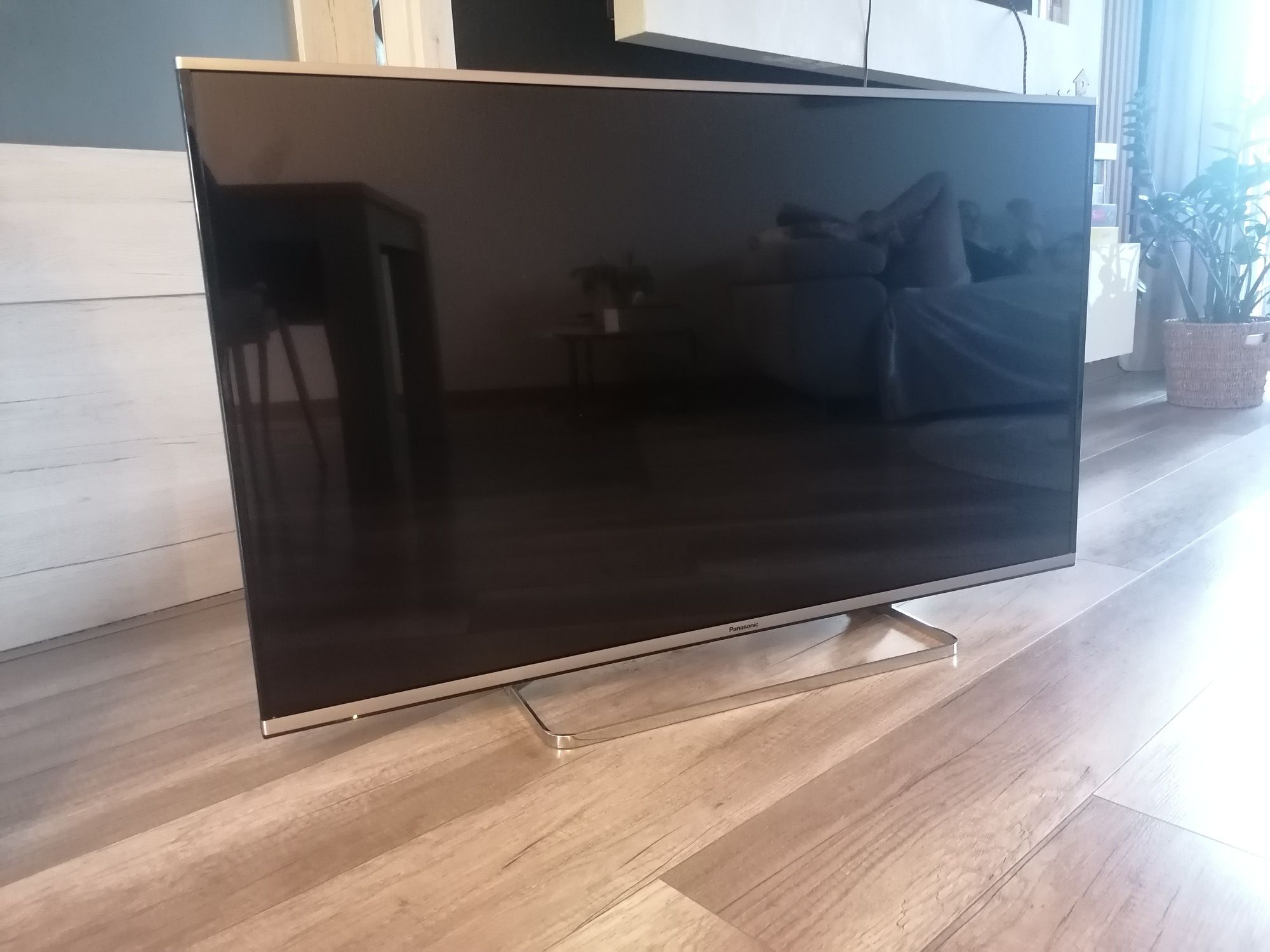 panasonic tx-47as650e
