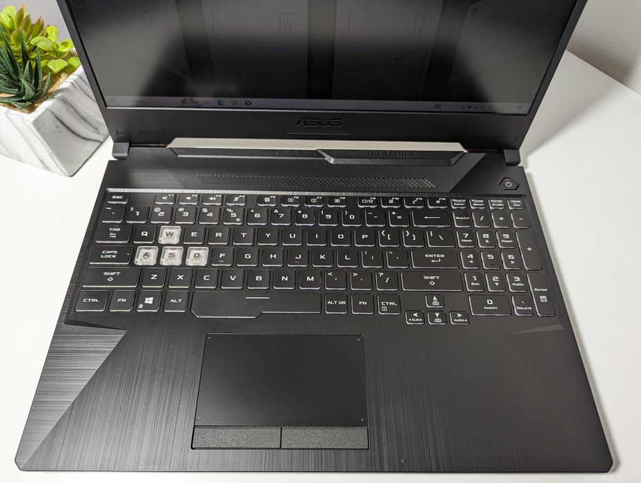LAPTOP GAMINGOWY Asus TUF A15 RTX 3050 Ryzen 5 5600H 144 hz