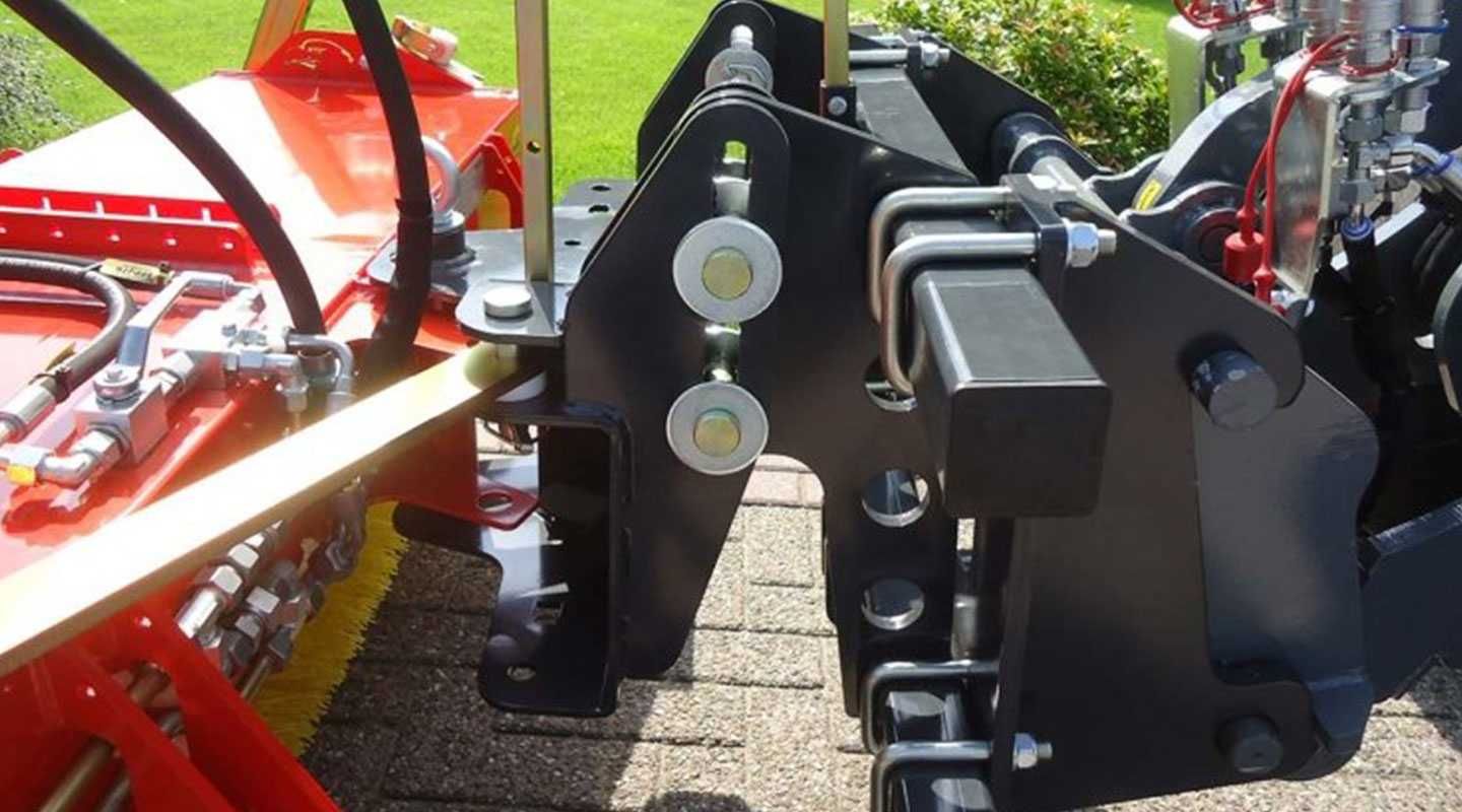 Zamiatarka ADLER K600 dla ładowarek - do najcięższych warunków