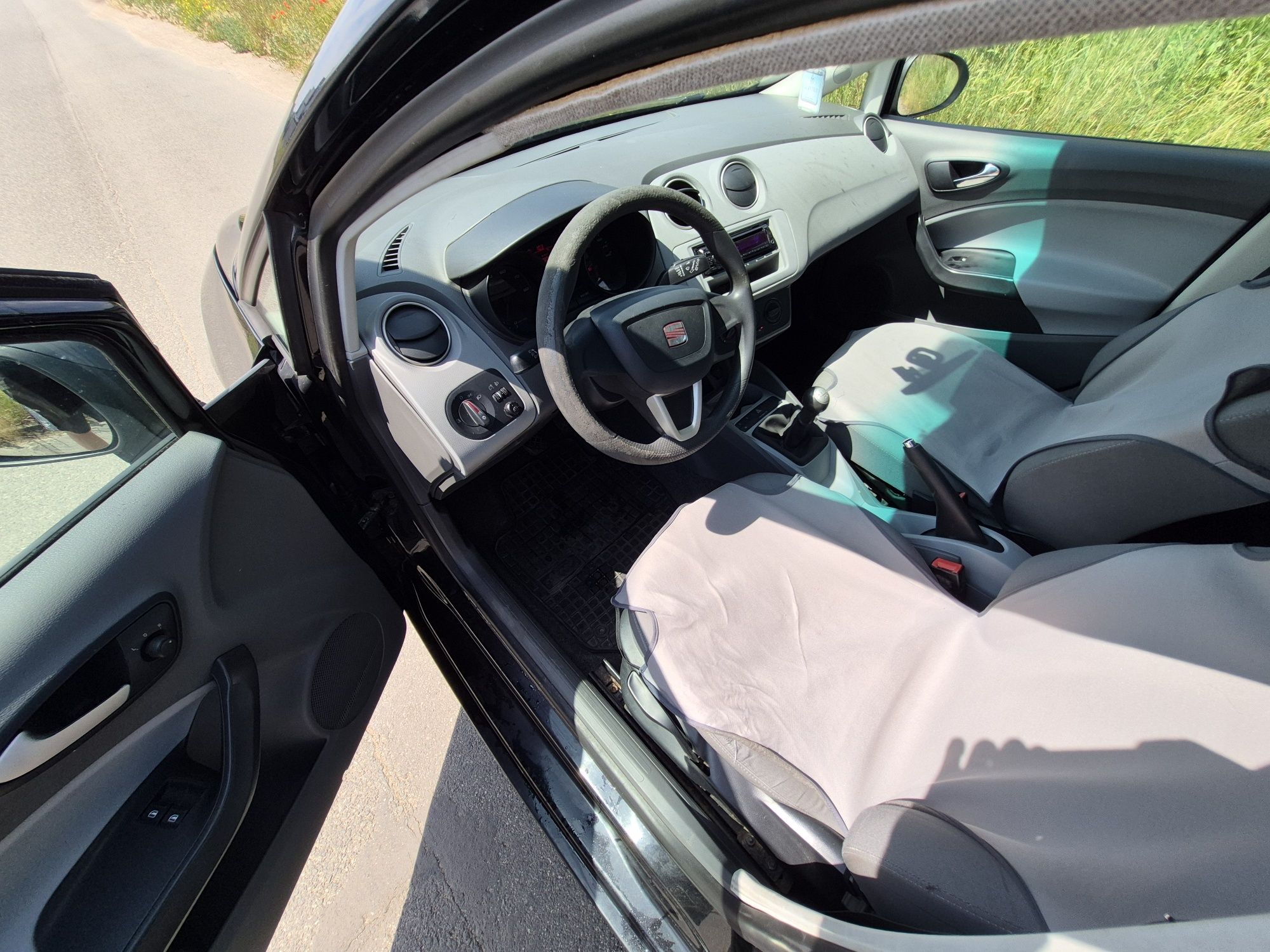 Seat Ibiza 1,4 mpi benzyna 86km model 2010 zamiana
