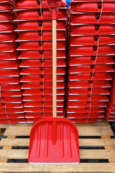 Łopata do śniegu , Mocna Solidna Z Trzonkiem