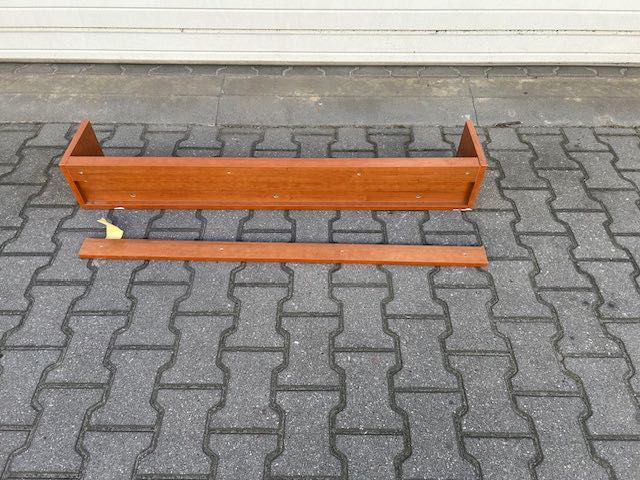Półki imitacja drewna