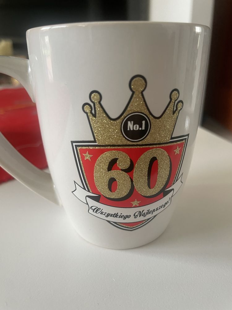 Kubek na 60 tkę