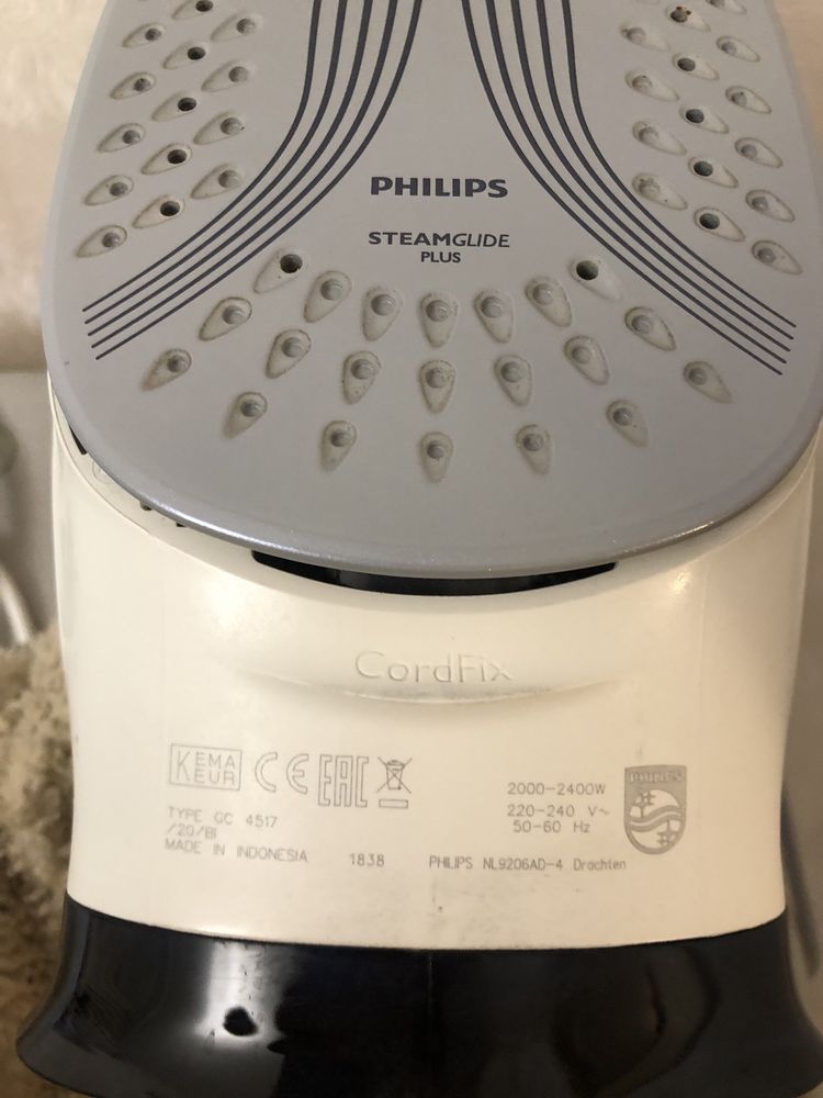 Утюг Philips Azur Performer Plus GC4517/20