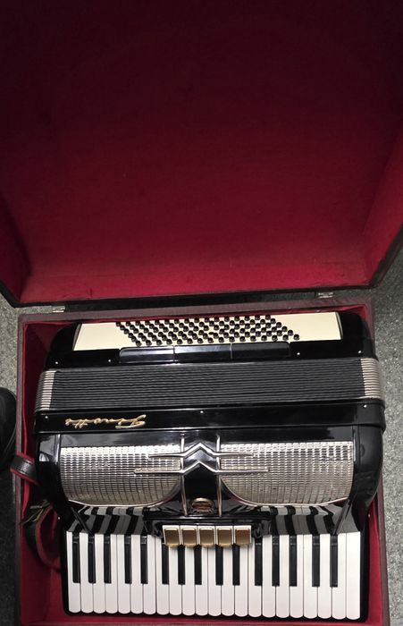 Акордеон "Firotti"