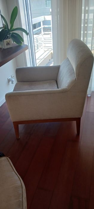 Sofá poltrona beje