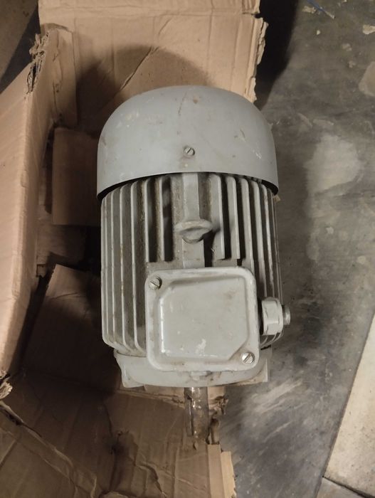 Електродвигун 0.75 та 2.2kW