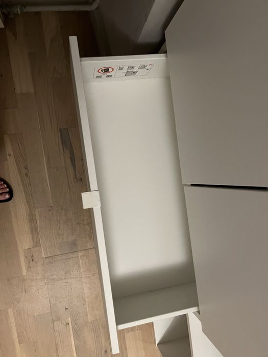 Komoda szafka szafa vihals ikea biala