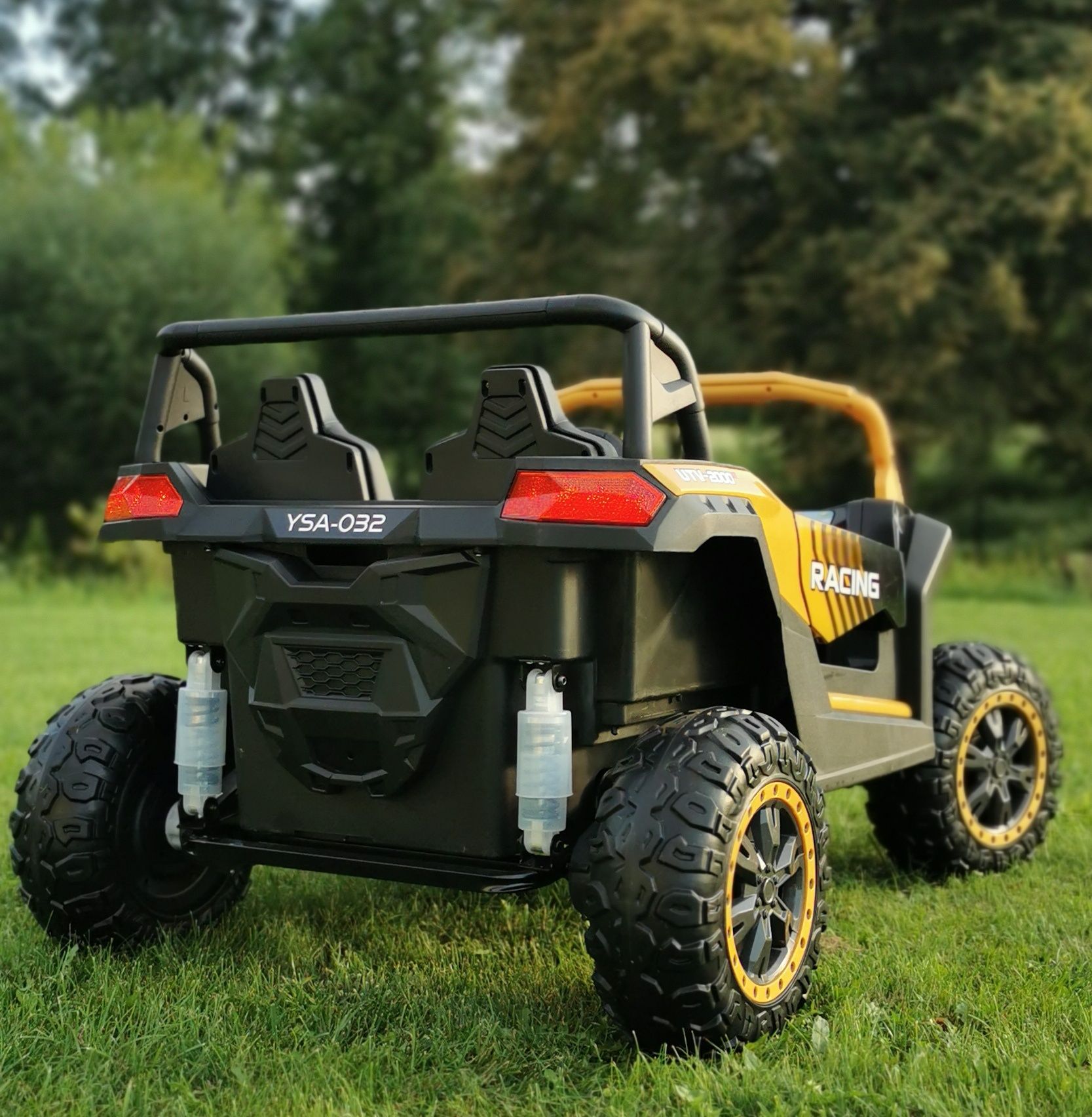Auto na akumulator Baggy YSA-032 24V 4x4 Dwuosobowe