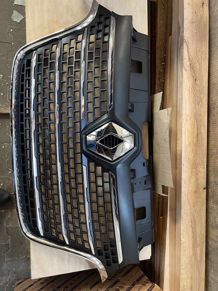 Atrapa grill Renault Master 4 IV lift po 2019 chrom ładny