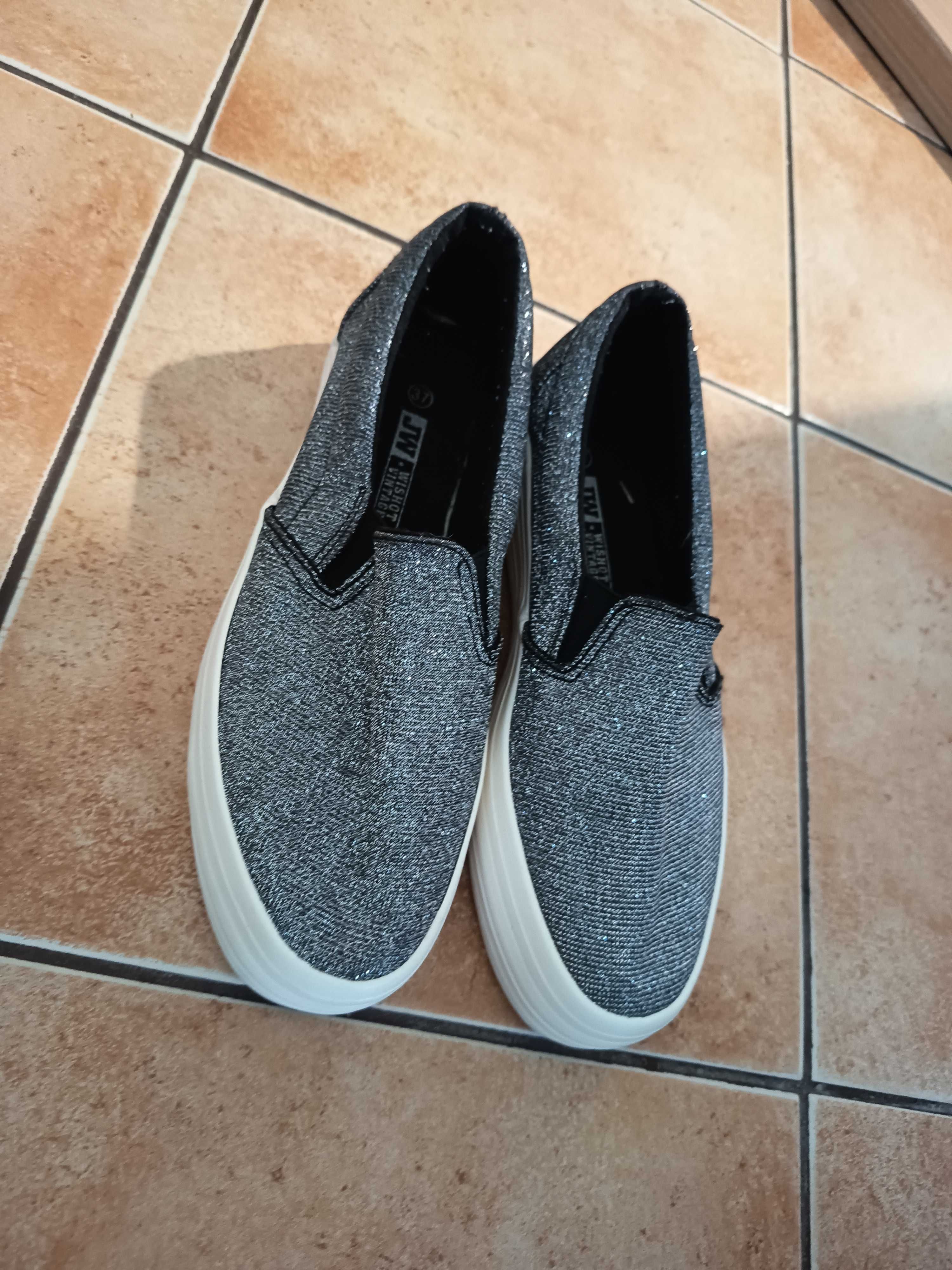 Sprzedam buty R.37/38