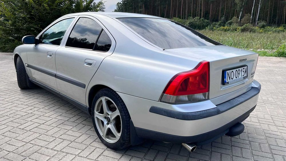 Volvo S60 2.3T LPG 250KM