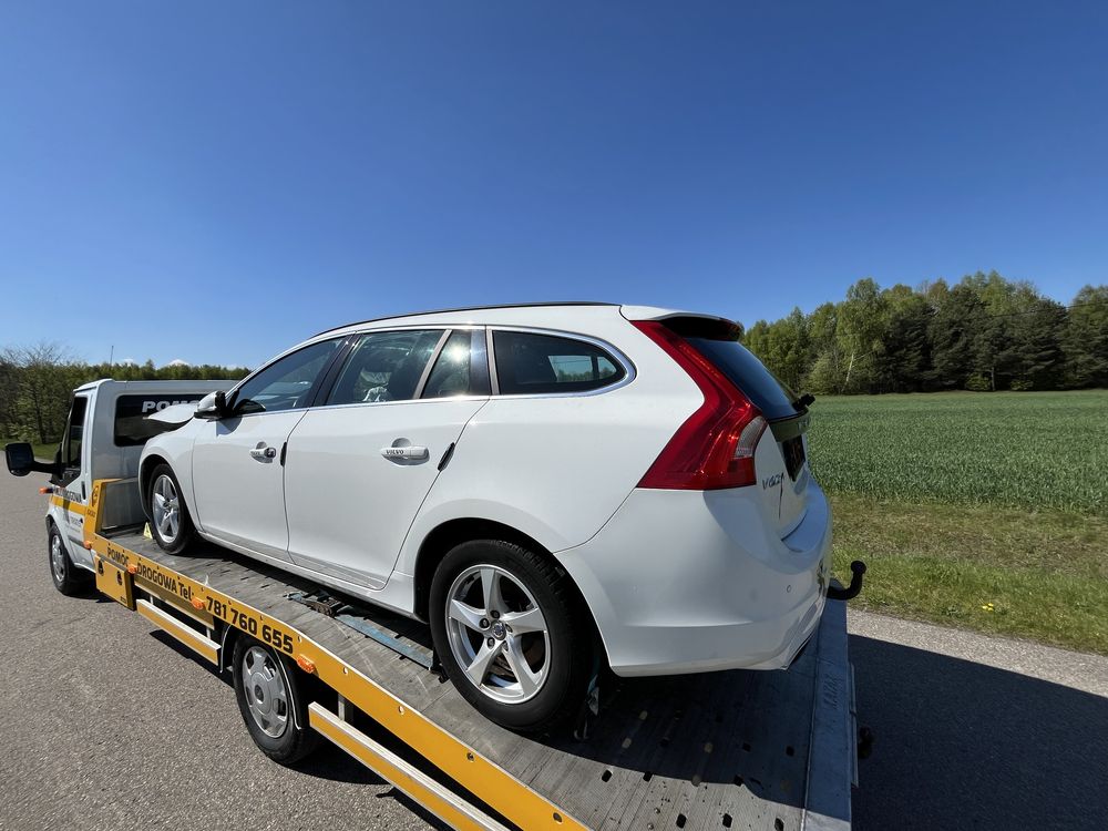 Części Volvo V60 D4 2.0 181 koni Głowica Wał Karoseria