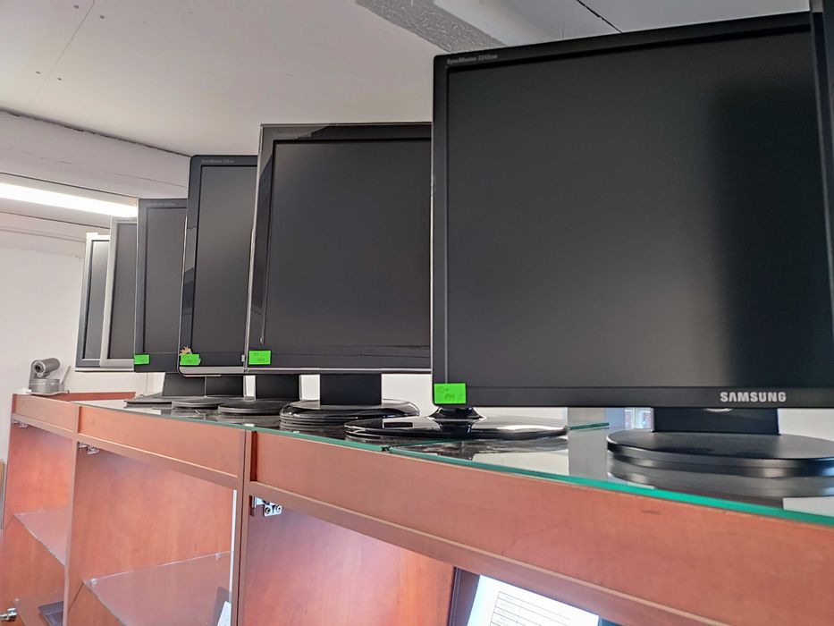 Duży Monitor 22" do komputera, monitoringu MARKOWY ! GWARANCJA Kraków