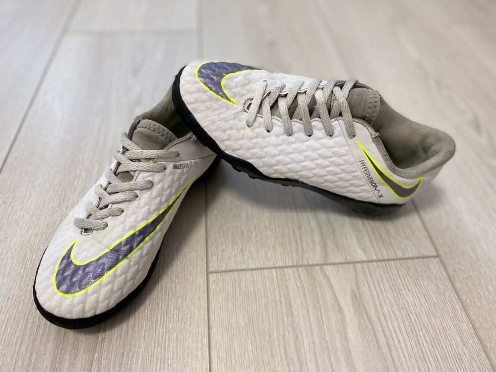 Шиповки nike hypervenom 33 размер