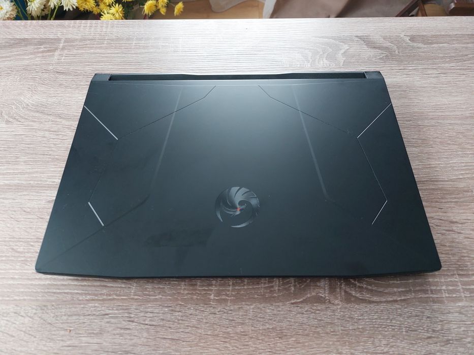 Як новий MSI RTX 4050 144Гц 512 SSD 16 DDR5 два слоти