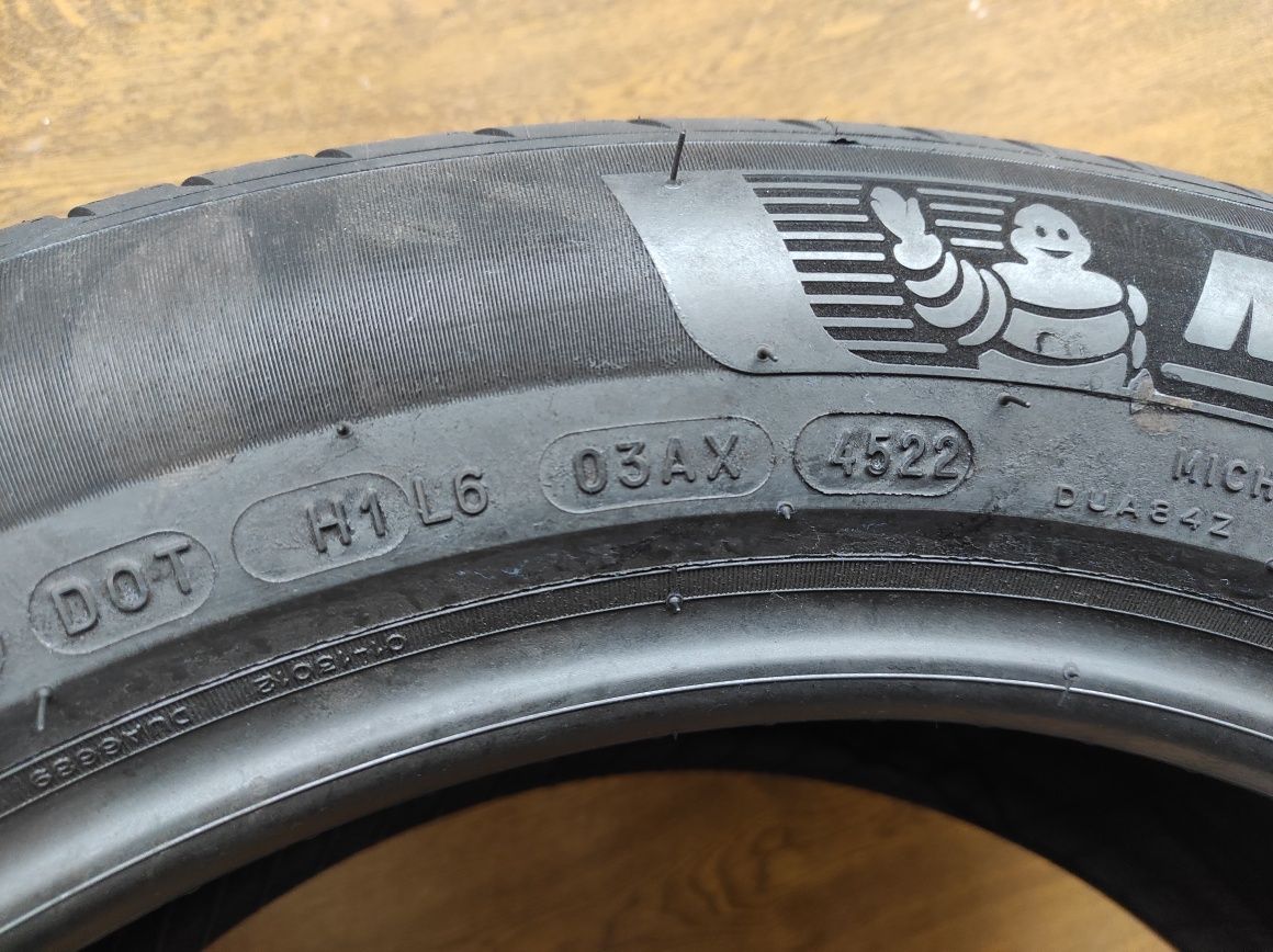 M Opona MICHELIN Primacy 4  215/55R18