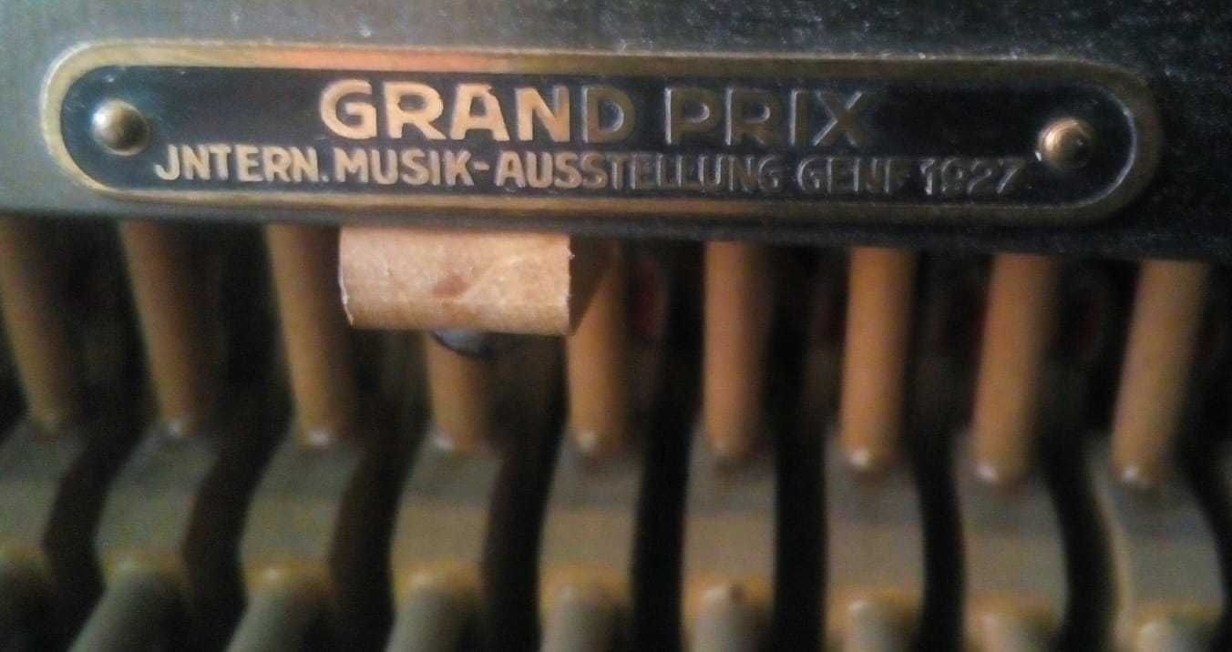 Pianino Menzel, antyk, zabytek, 1927