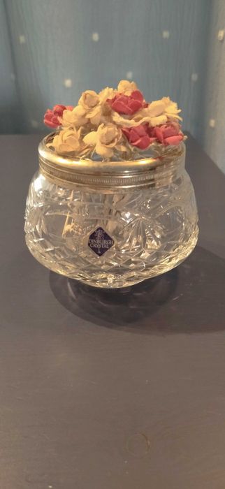 Jarra Floreira de Cristal com tampa