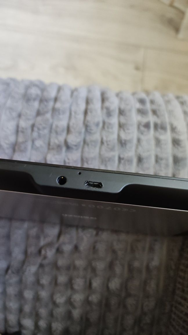 Alcatel one touch Evo 7 prawie jak nowy